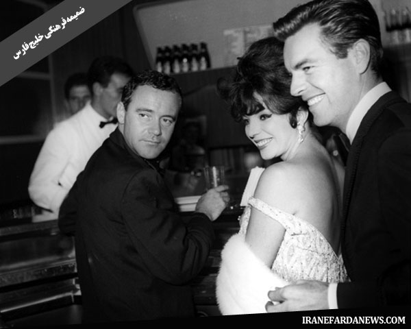 پنج – جک لمون و جان کالینز و روبرت واگنر در " کافه دل اپکا " رم – 1961